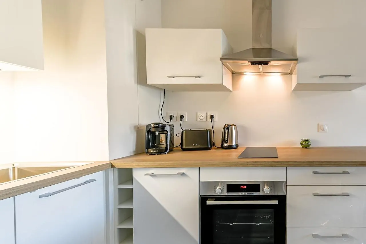 Stella Verde 3 - 2 Rooms New With Balcony & Garage Annecy Fransa
