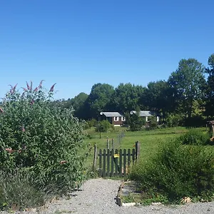 les-chalets-de-lessentiel.midi-pyreneeshotels.com/
